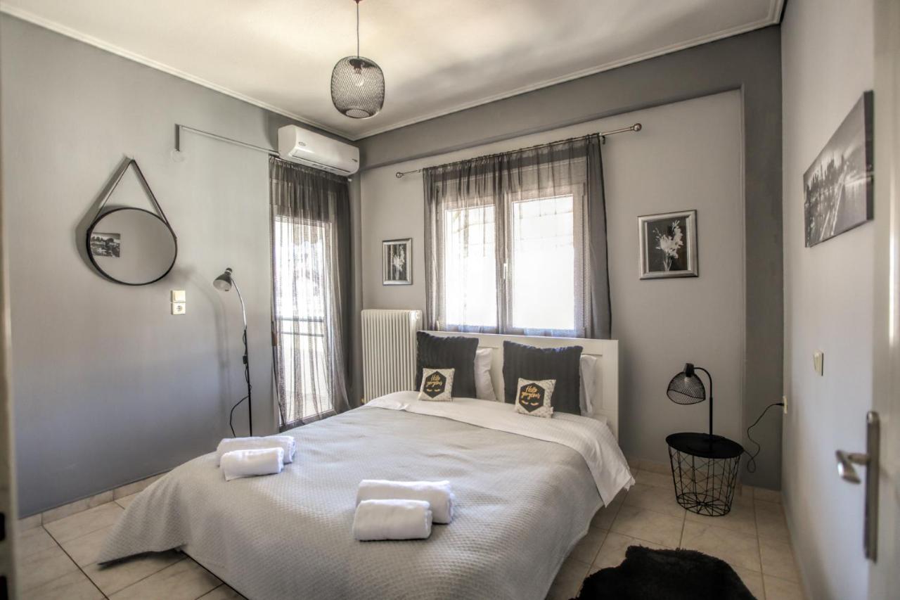 Grand Meteora Central Luxury Apartment Калампака Экстерьер фото